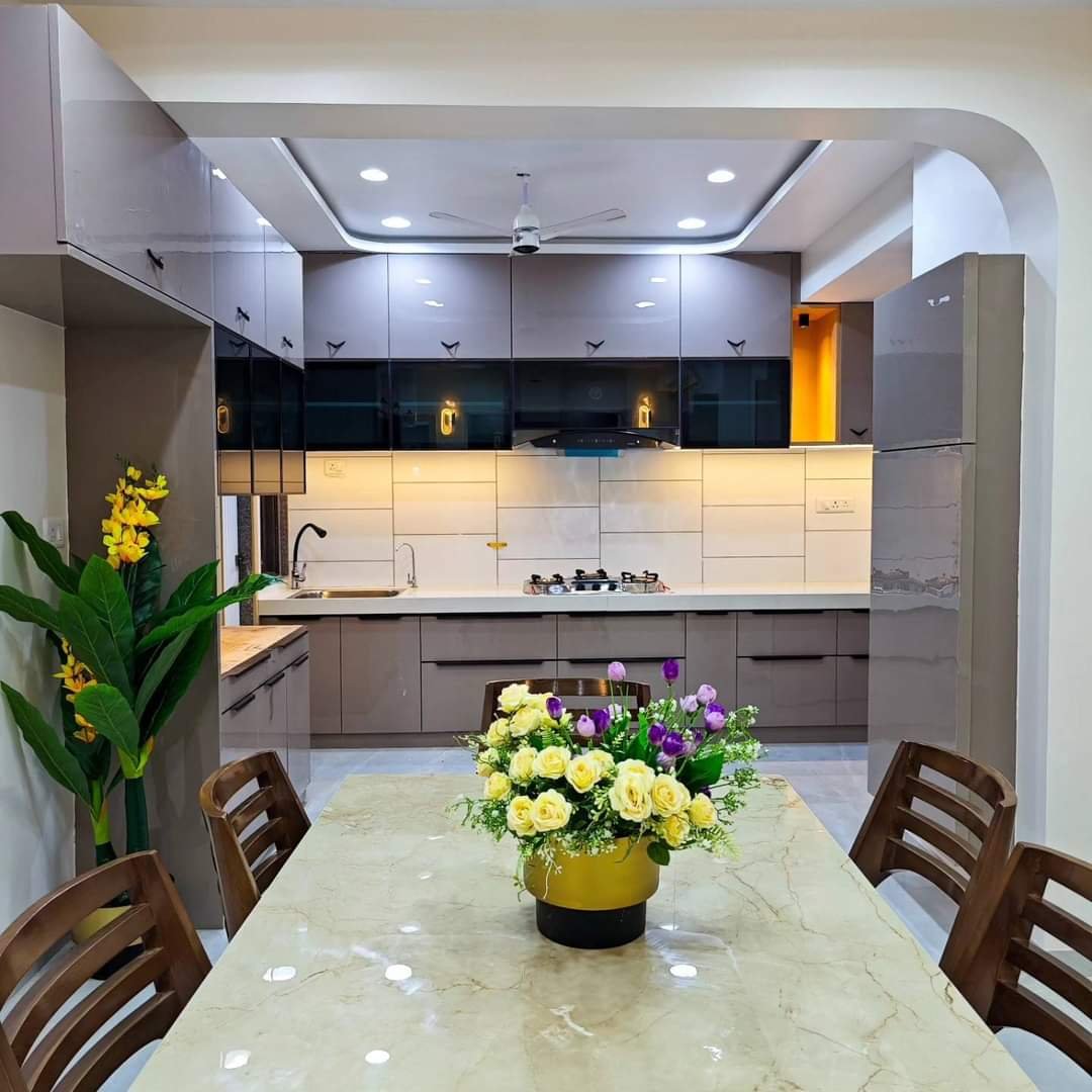 Modern Hall Partition